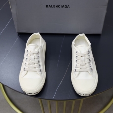 Balenciaga Sneakers